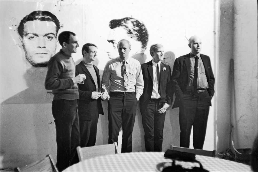 Pop artists Tom Wesselmann, Roy Lichtenstein, James Rosenquist, Andy Warhol, and Claes Oldenburg at Warhol’s Factory, 231 East Forty‐Seventh Street (its first location, until 1967), April 21, 1964<br/>